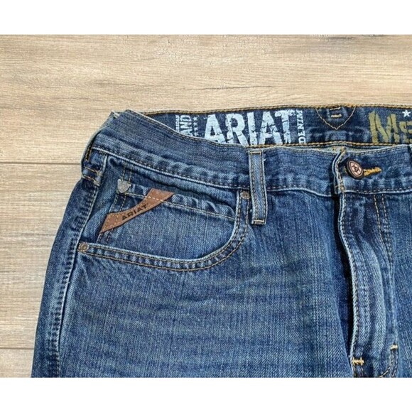 Ariat M5 Straight Slim Mens 33X32 Western Embroidered Stitch Blue Jeans Whiskers - Picture 3 of 9